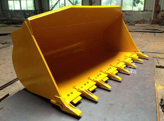 Choosing the Right Wheel Loader Bucket or Attachment