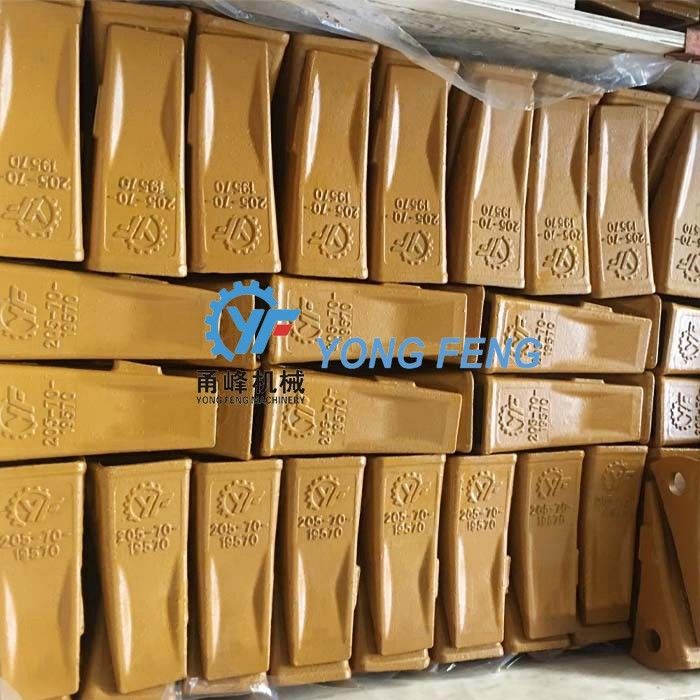 Komastu PC200 Standard Teeth 205-70-19570