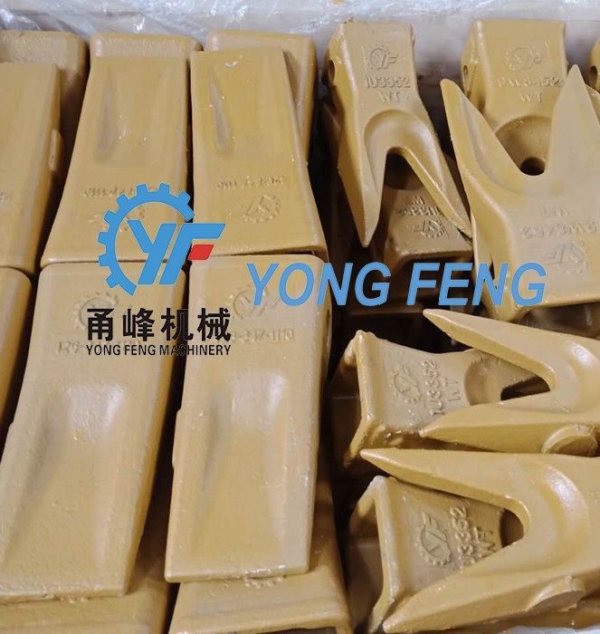 Komatsu WA500/WA600 Standard dirt bucket tooth 426-847-1110