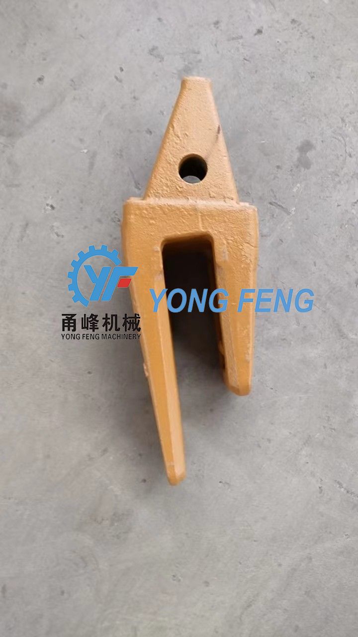 713-00058 Bucket Teeth Adapter DH130-30