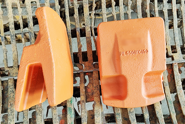 Caterpillar Heel Blocks/ShroudBLOCK SC70-250